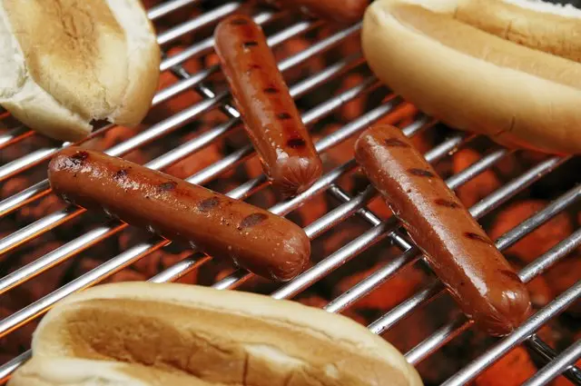 smoked turkey hot dogs - Are turkey hot dogs already cooked