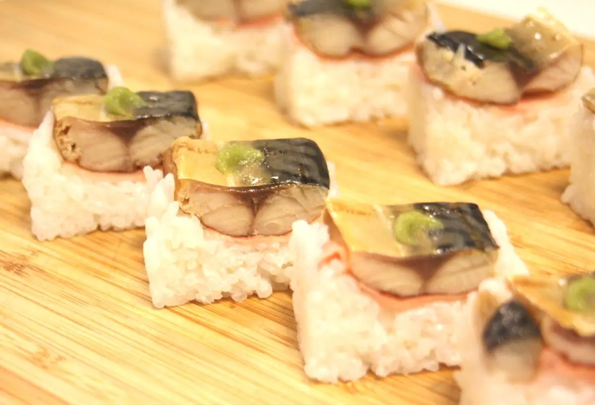 smoked mackerel sushi - Can you use mackerel for sushi