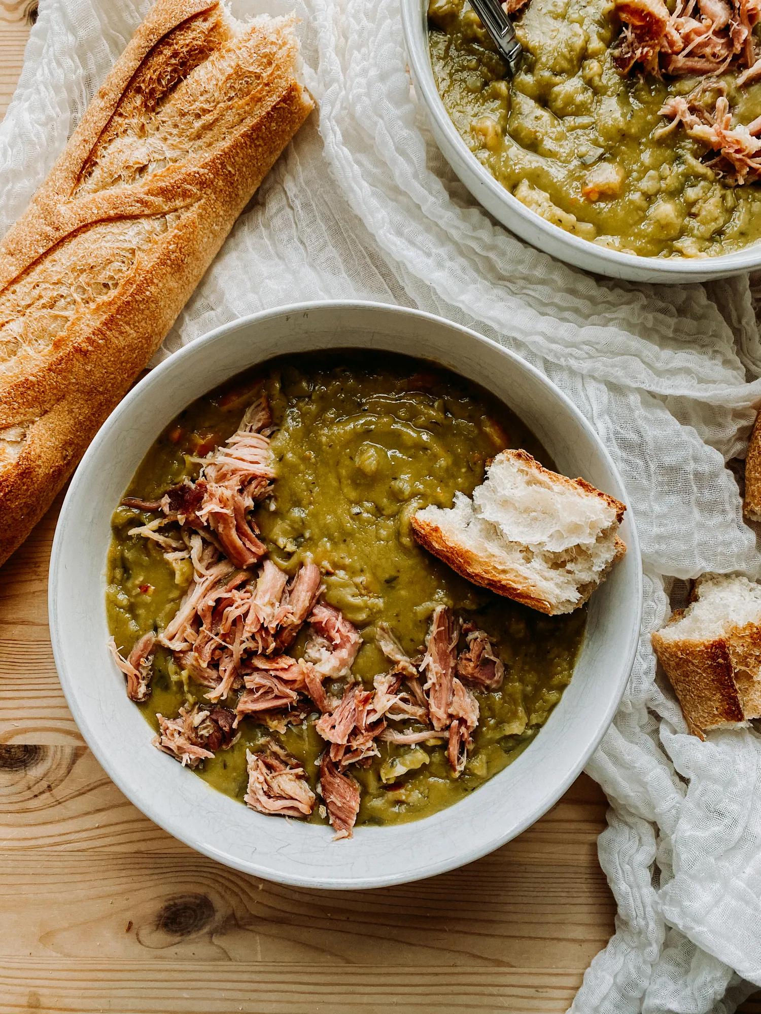 Split Pea Soup with Smoked Ham: A Delicious and Nutritious Dish - Do split peas need to be soaked before cooking split pea soup with smoked ham - Do split peas need to be soaked before cooking