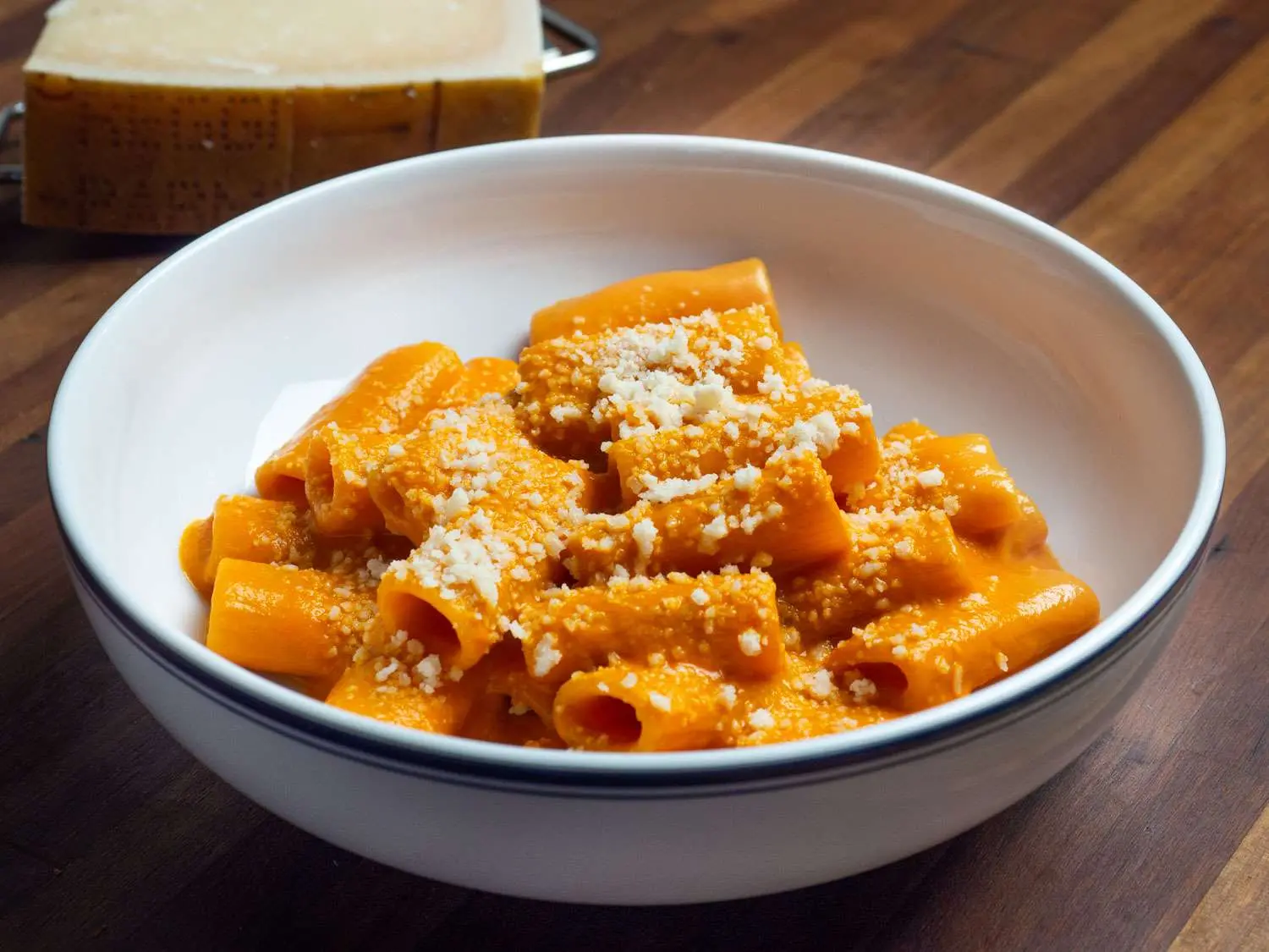 Penne alla Vodka with Smoked Salmon: A Delicious Twist on a Classic Dish - Do you actually put vodka in penne alla vodka penne alla vodka with smoked salmon - Do you actually put vodka in penne alla vodka