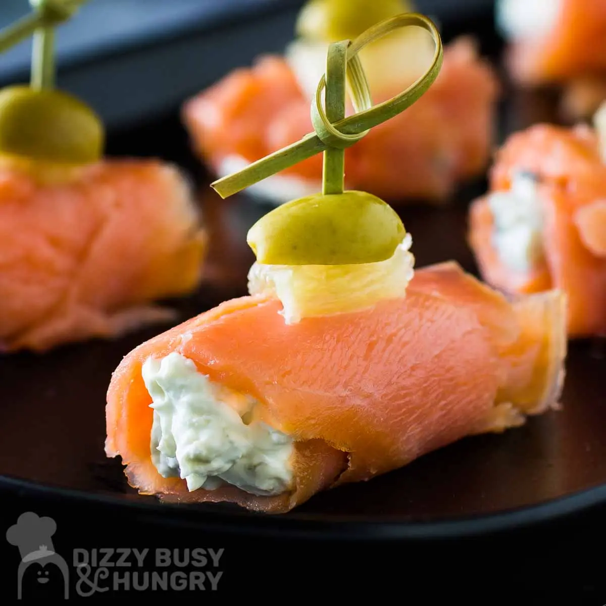 smoked salmon and cheese - Does smoked salmon go with cheese