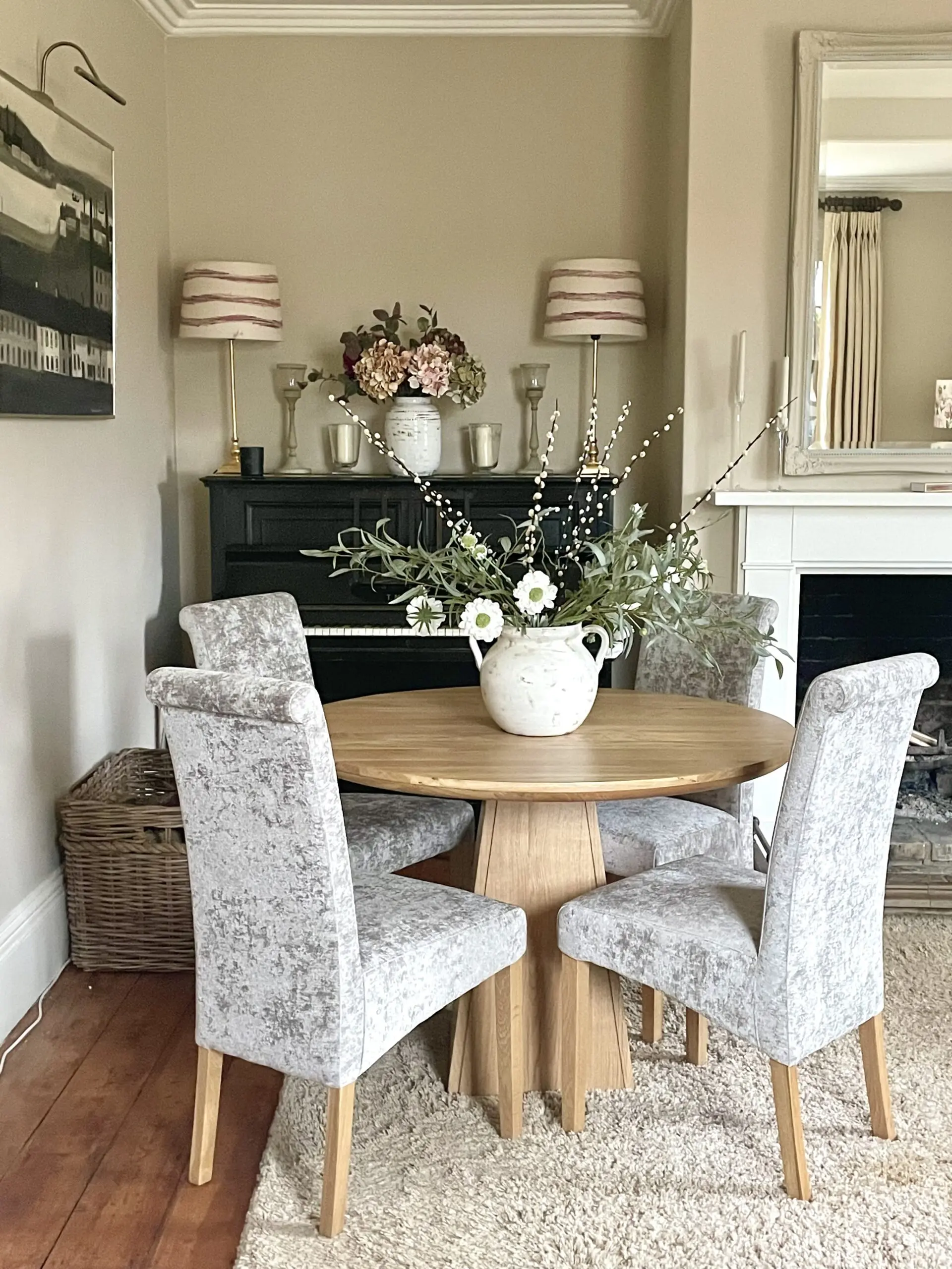 Smoked Oak TV Stand: The Perfect Addition to Your Home - How do you clean an oak TV stand smoked oak tv stand - How do you clean an oak TV stand
