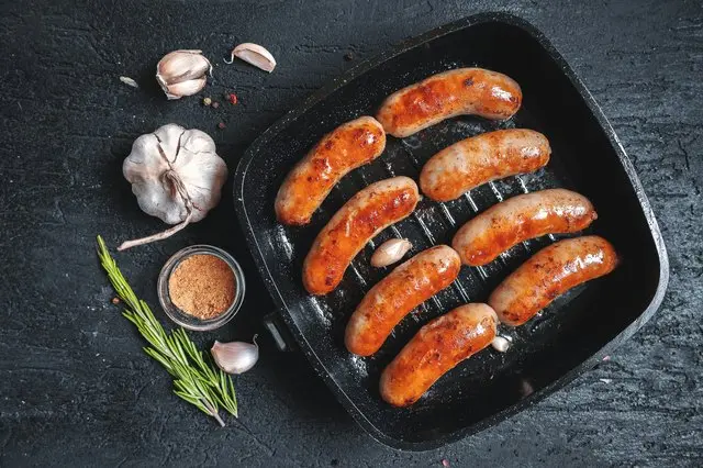 how to heat up smoked sausage - How do you cook already cooked sausage