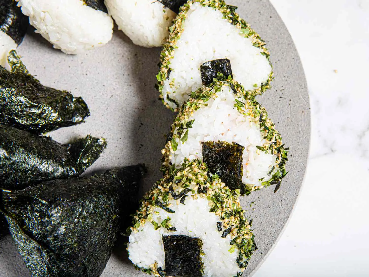 onigiri smoked salmon - How do you keep onigiri from getting soggy