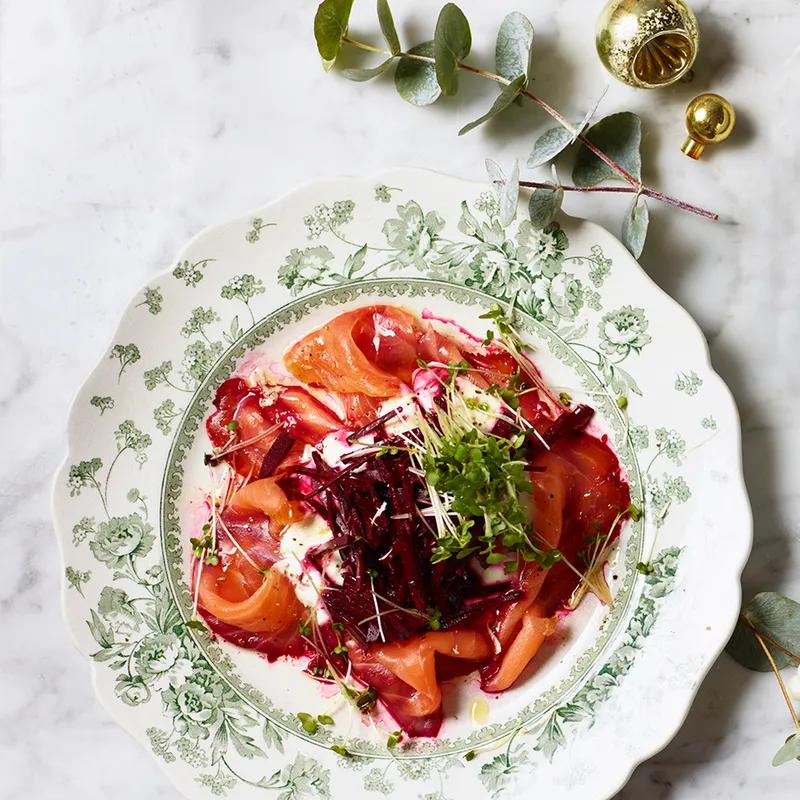 jamie oliver beetroot and horseradish smoked salmon - How do you marinate salmon Jamie Oliver