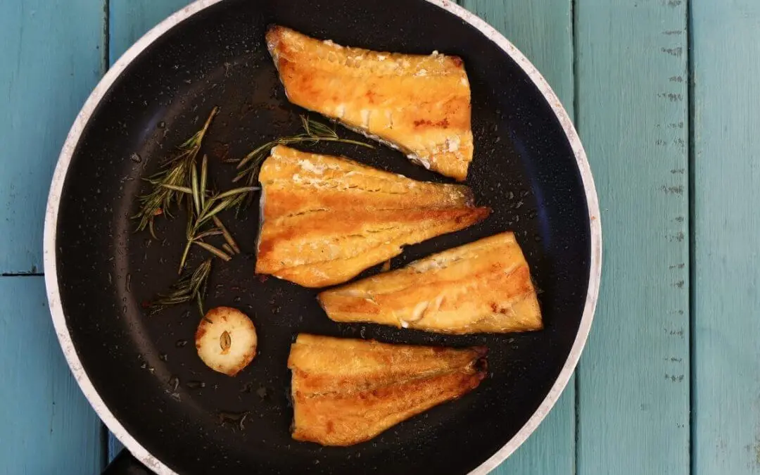 how to cook smoked haddock in frying pan - How long does it take to fry haddock