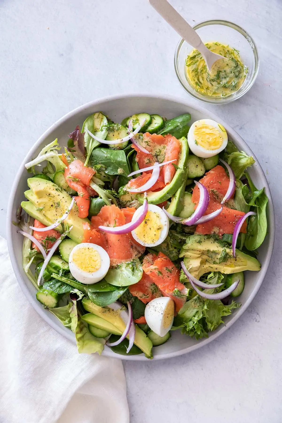 smoked salmon salad calories - How many calories are in a salmon salad