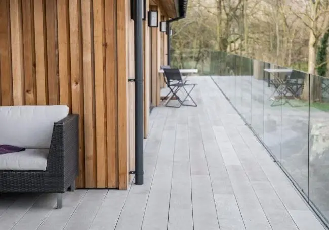 millboard smoked oak price - How much is composite decking per m2