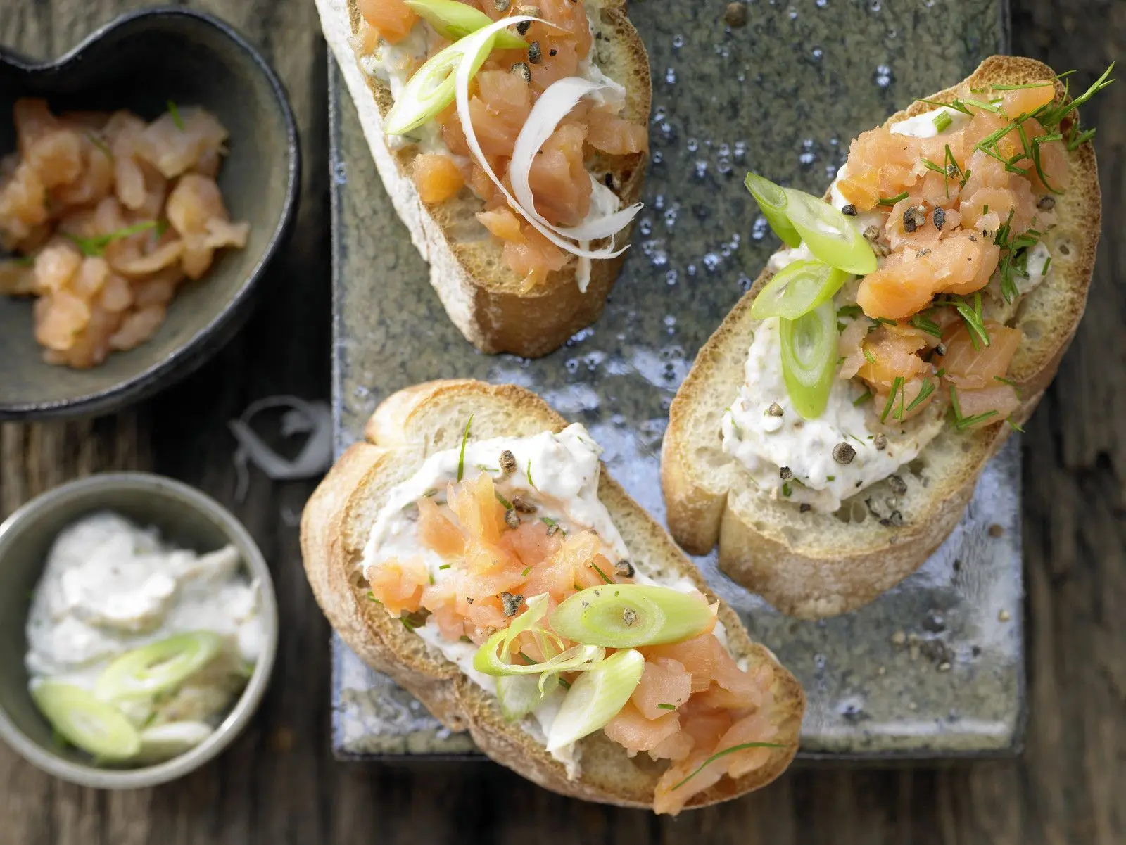 smoked salmon ciabatta sandwich - How should you eat ciabatta