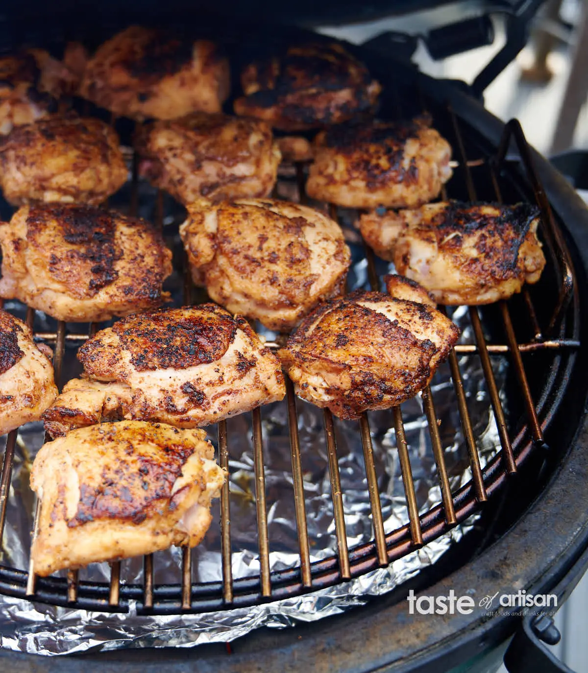 big green egg smoked chicken thighs - How to cook chicken legs and thighs on the Big Green Egg