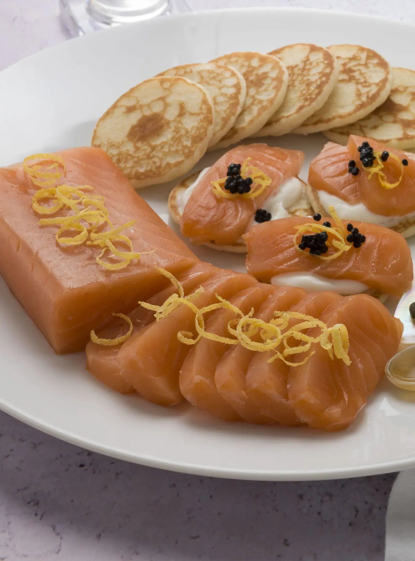 balik smoked salmon - How to serve Balik salmon