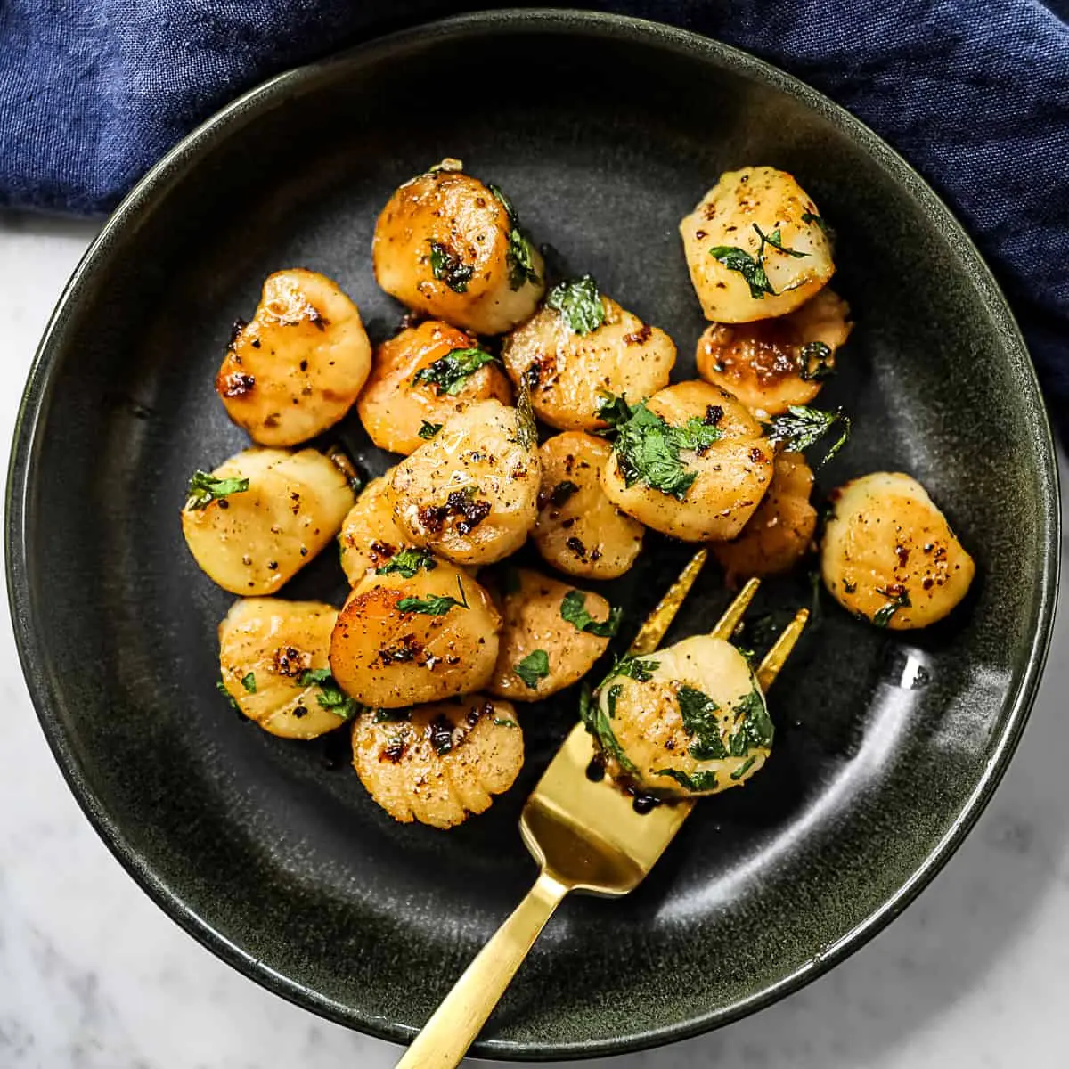 smoked scallops traeger - Is it better to grill or pan fry scallops