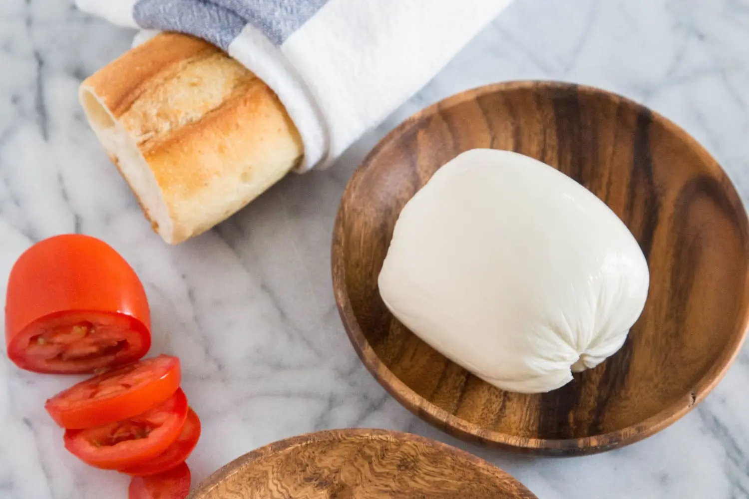 smoked burrata - Is mozzarella and burrata the same