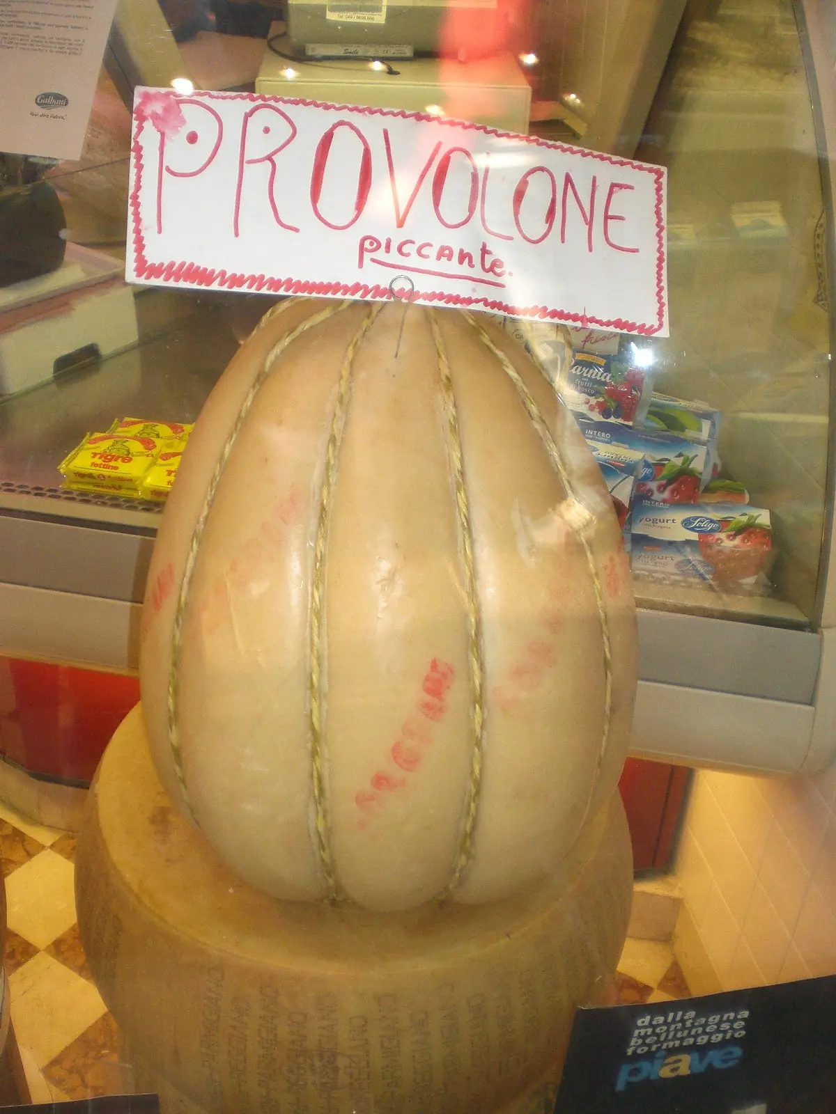 smoked provola cheese - Is provola and Provolone the same cheese