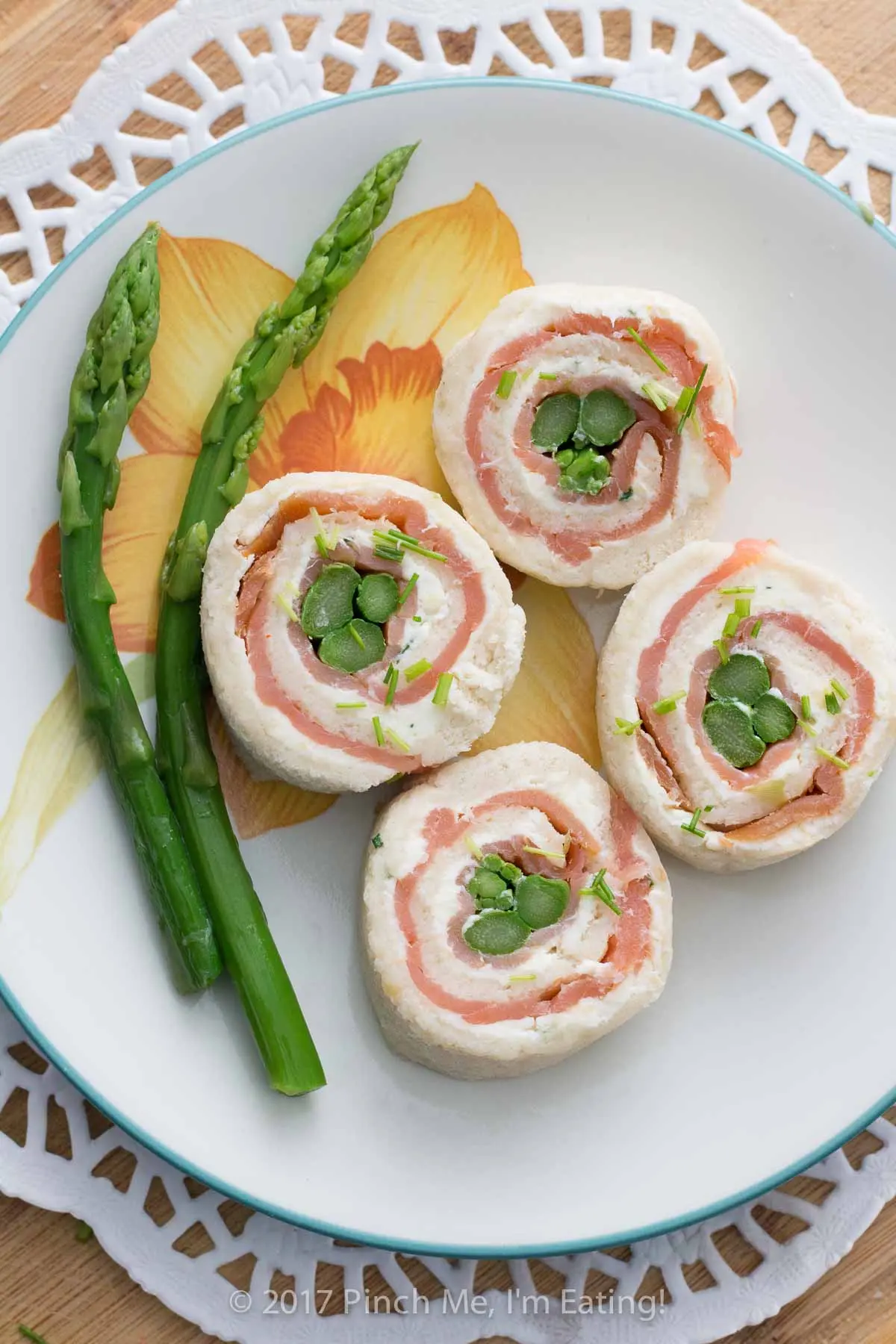 smoked salmon pinwheel sandwiches - What are pinwheel sandwiches made of