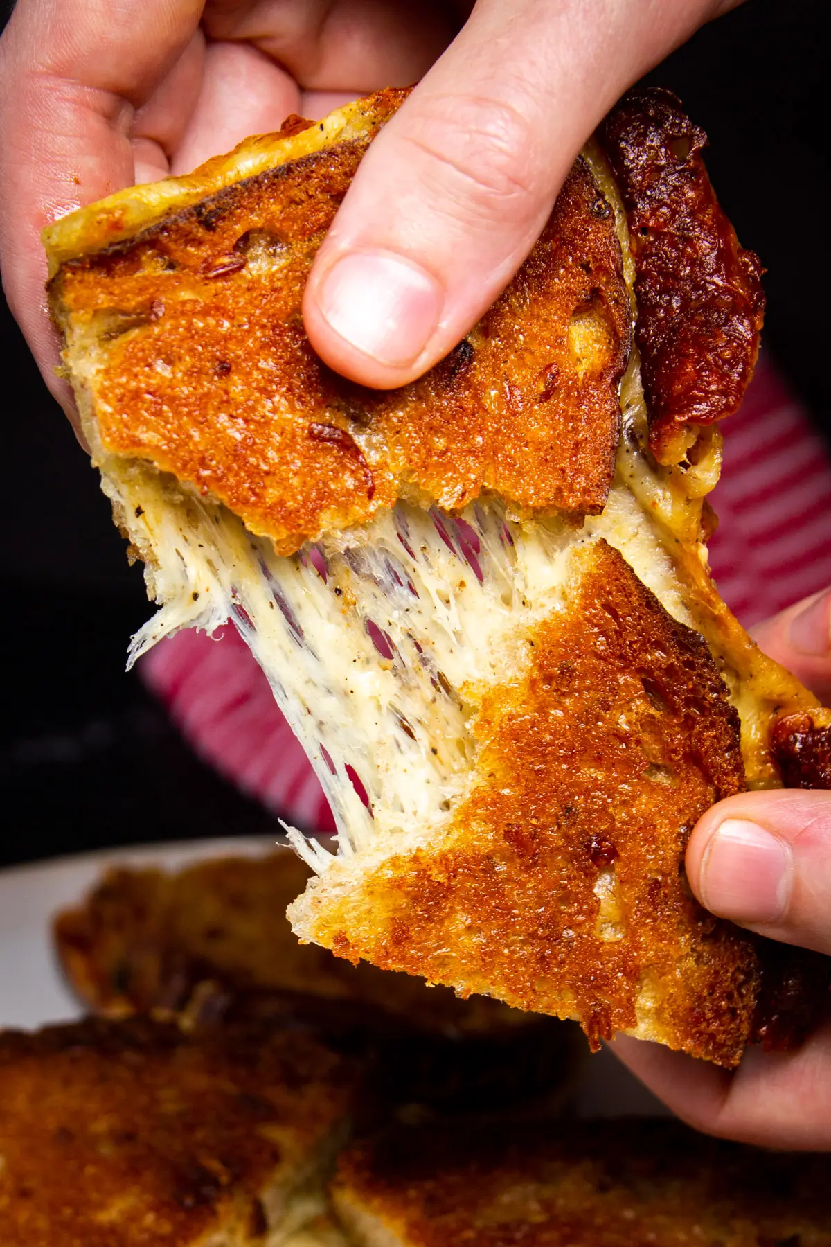 smoked grilled cheese - What cheeses mix well for grilled cheese