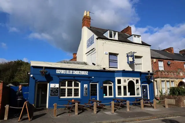 oxford blue smokehouse - What Colours go with Dulux Oxford blue