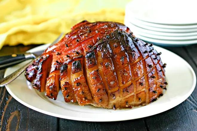 boiled smoked ham recipe - What do you put in the water when boiling ham
