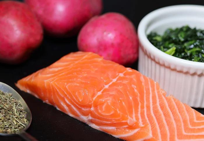 is smoked salmon good for kidneys - What fish is good for kidney patients