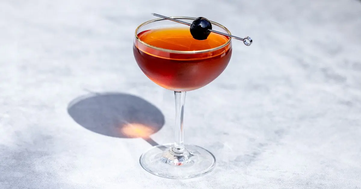 smoked manhattan - What Flavour is a Manhattan