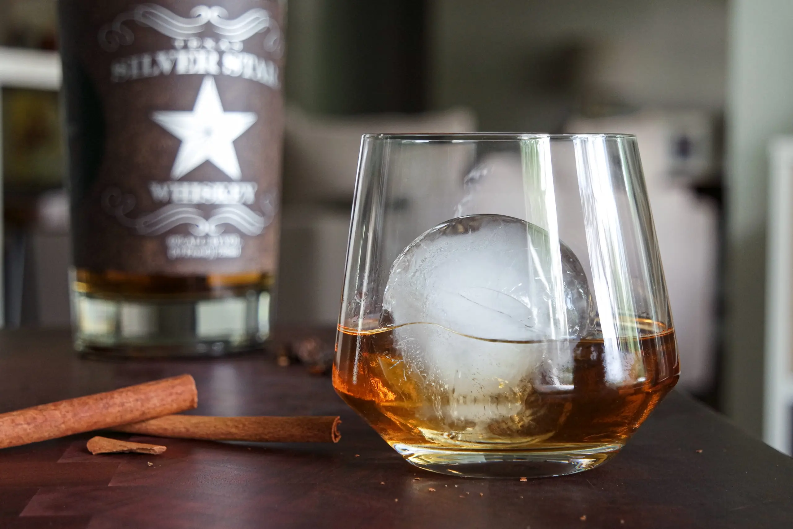 how to drink smoked whiskey - What goes well with smoky whiskey