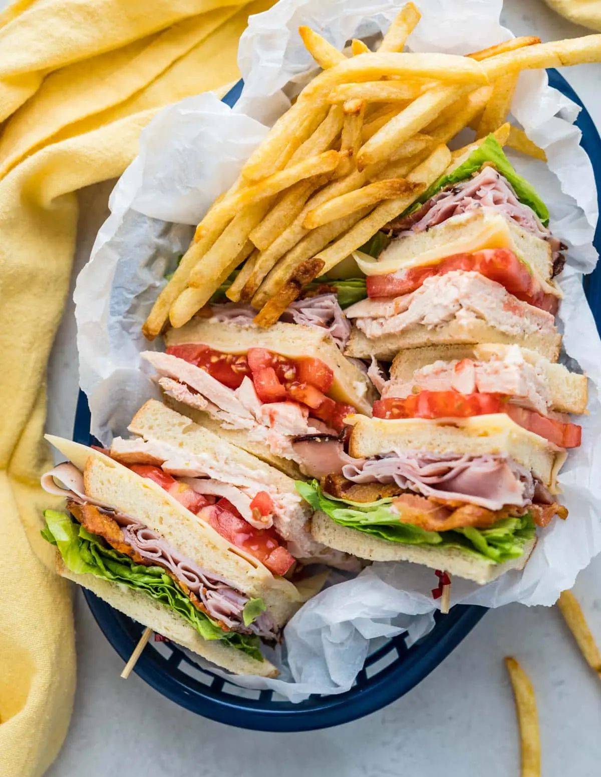 smoked chicken club sandwich recipe - What is a clubhouse sandwich being prepared by