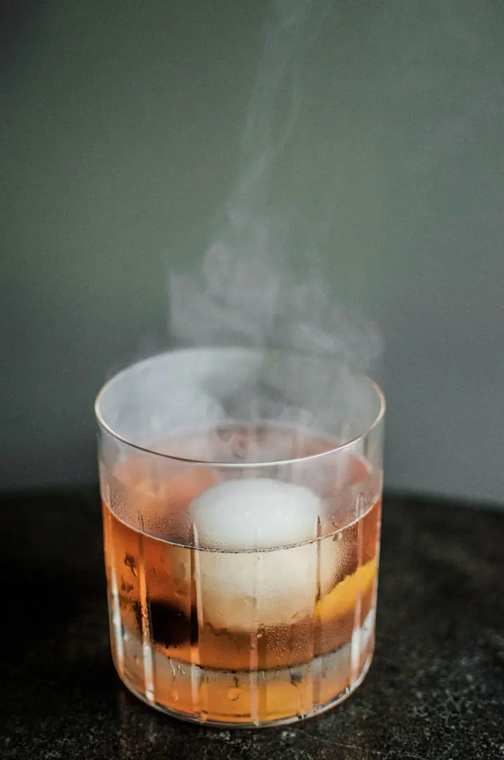 Smoked Whisky Glass: Elevating Your Whisky Tasting Experience - What is a rolling whiskey glass smoked whisky glass - What is a rolling whiskey glass