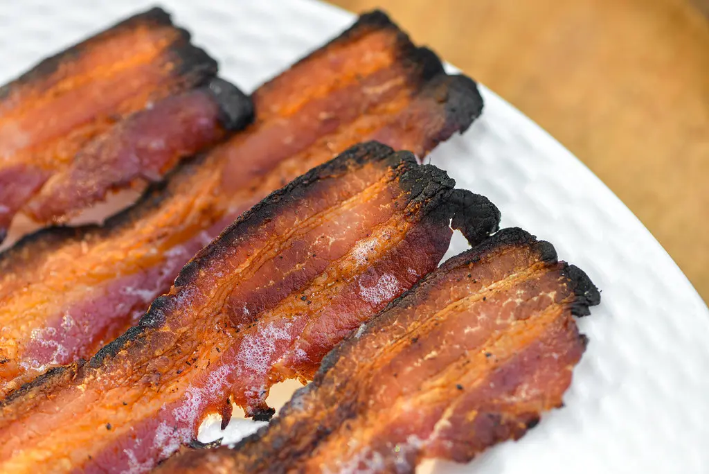 maple smoked bacon - What is maple bacon made of