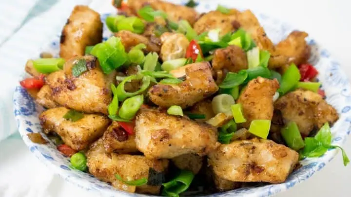 Salt and Pepper Smoked Chicken: A Delicious Chinese Dish - What is salt and pepper chicken made of salt and pepper smoked chicken - What is salt and pepper chicken made of
