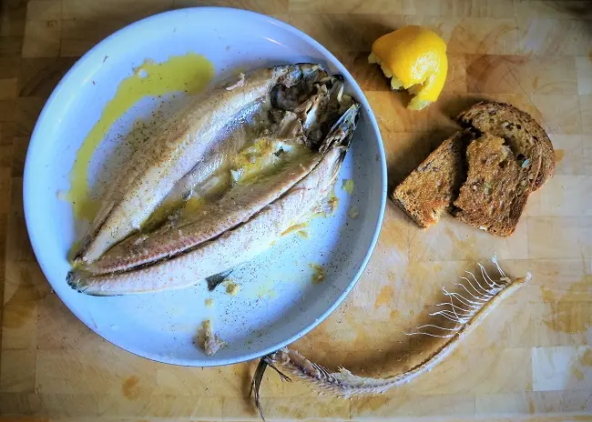 how to cook smoked kippers in frying pan - What is the best way to cook smoked kippers