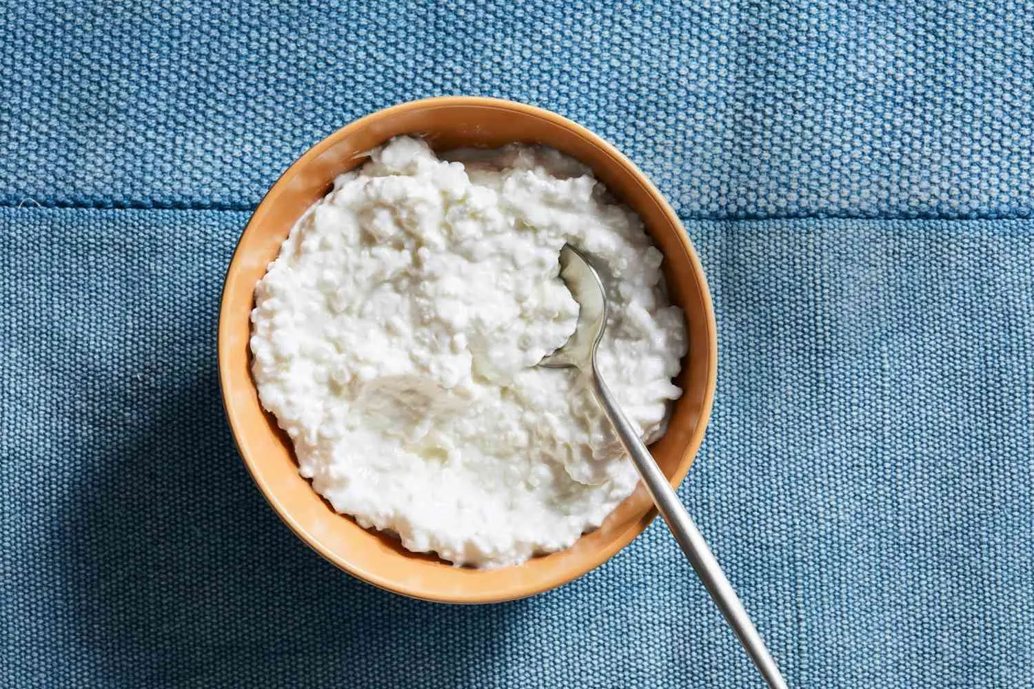smoked curd cheese - What is the difference between curd cheese and cottage cheese