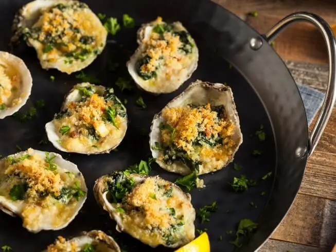 smoked oysters rockefeller - What is the difference between Oysters Rockefeller and oysters on the half shell