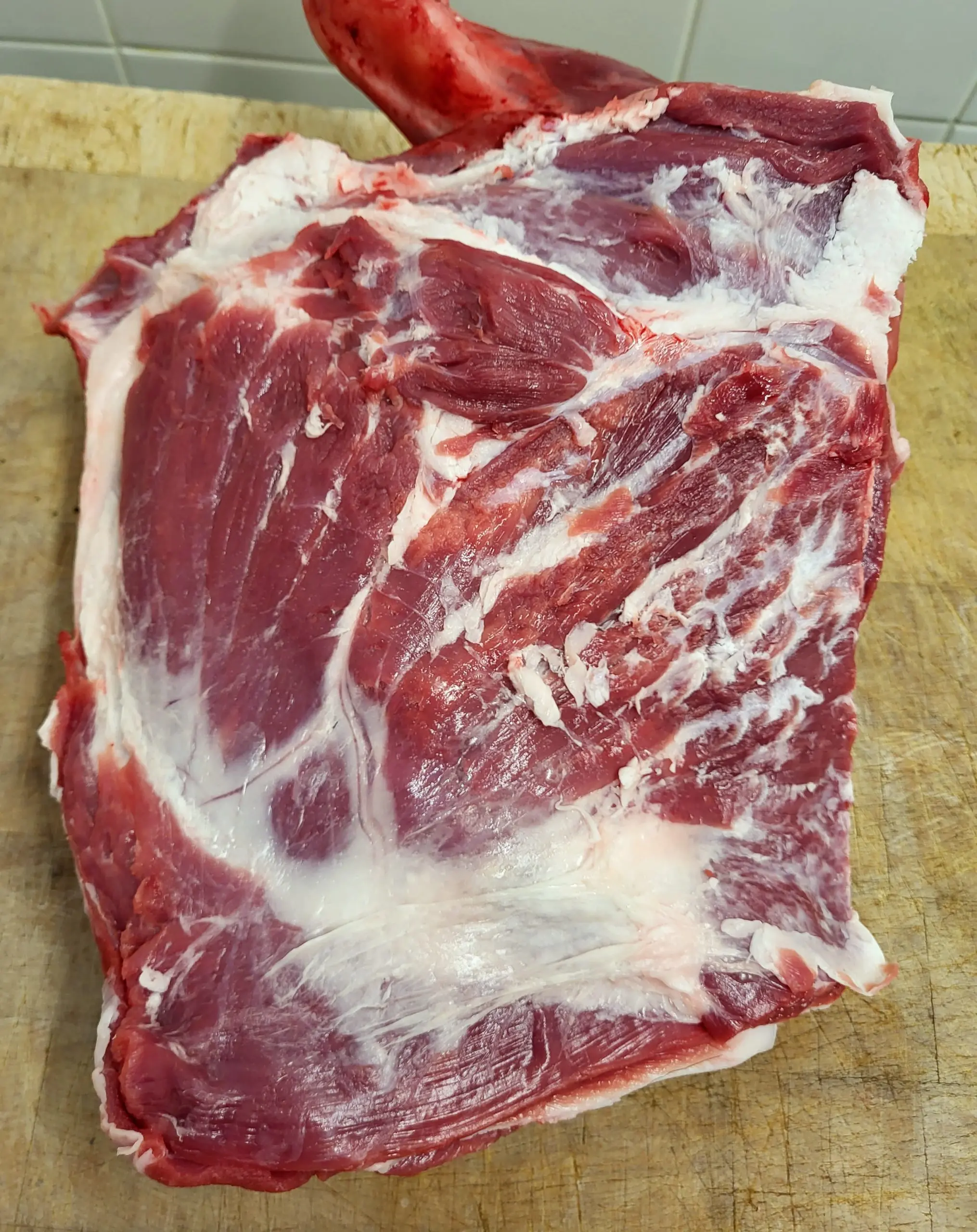 Smoked Goat Shoulder: A Tender and Flavorful Delight - What is the meaning of goat shoulder smoked goat shoulder - What is the meaning of goat shoulder
