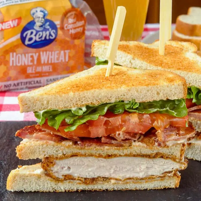 smoked chicken club sandwich recipe - What's the difference between a chicken sandwich and a chicken club sandwich