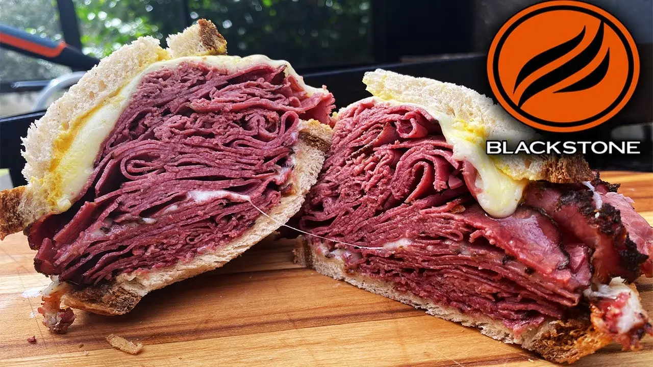 Delicious Smoked Pastrami Sandwich A Musttry For Foodies Smokedbyewe