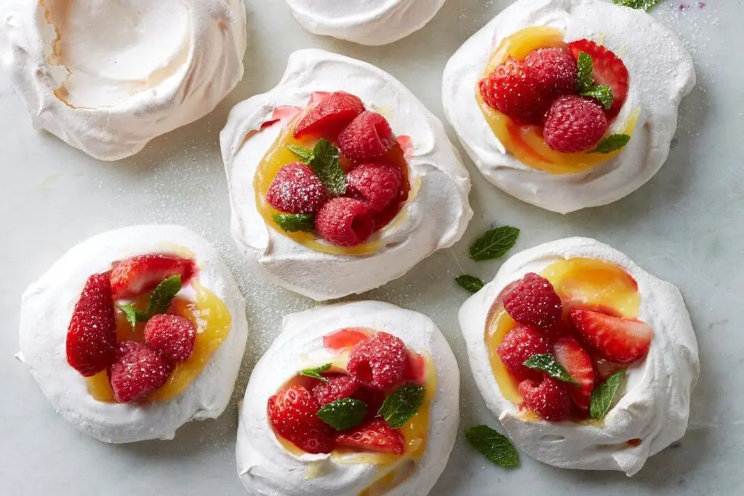 smoked meringue - What's the difference between meringue and Pavlova