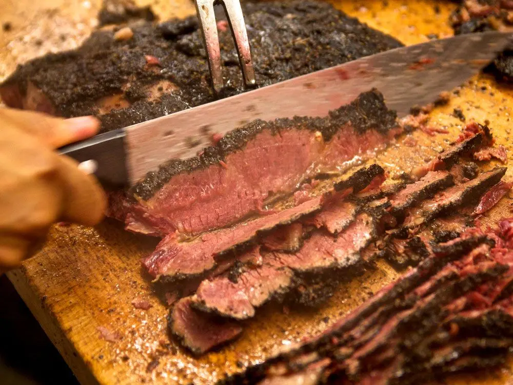kosher smoked meat - What's the difference between smoked meat and pastrami