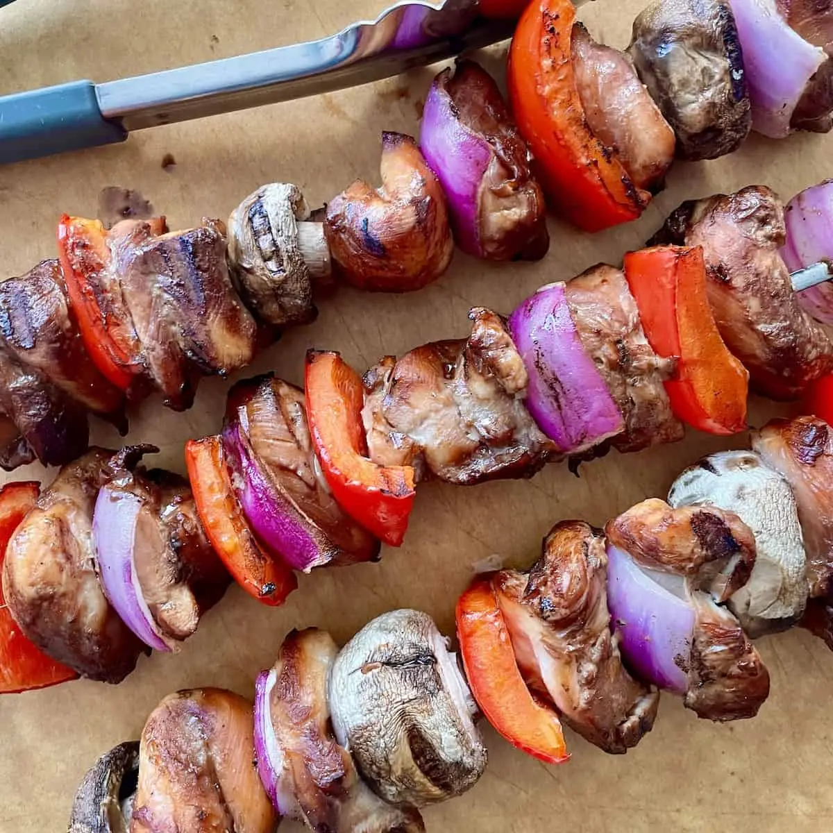 smoked chicken kabobs traeger - What temp should you grill chicken kabobs