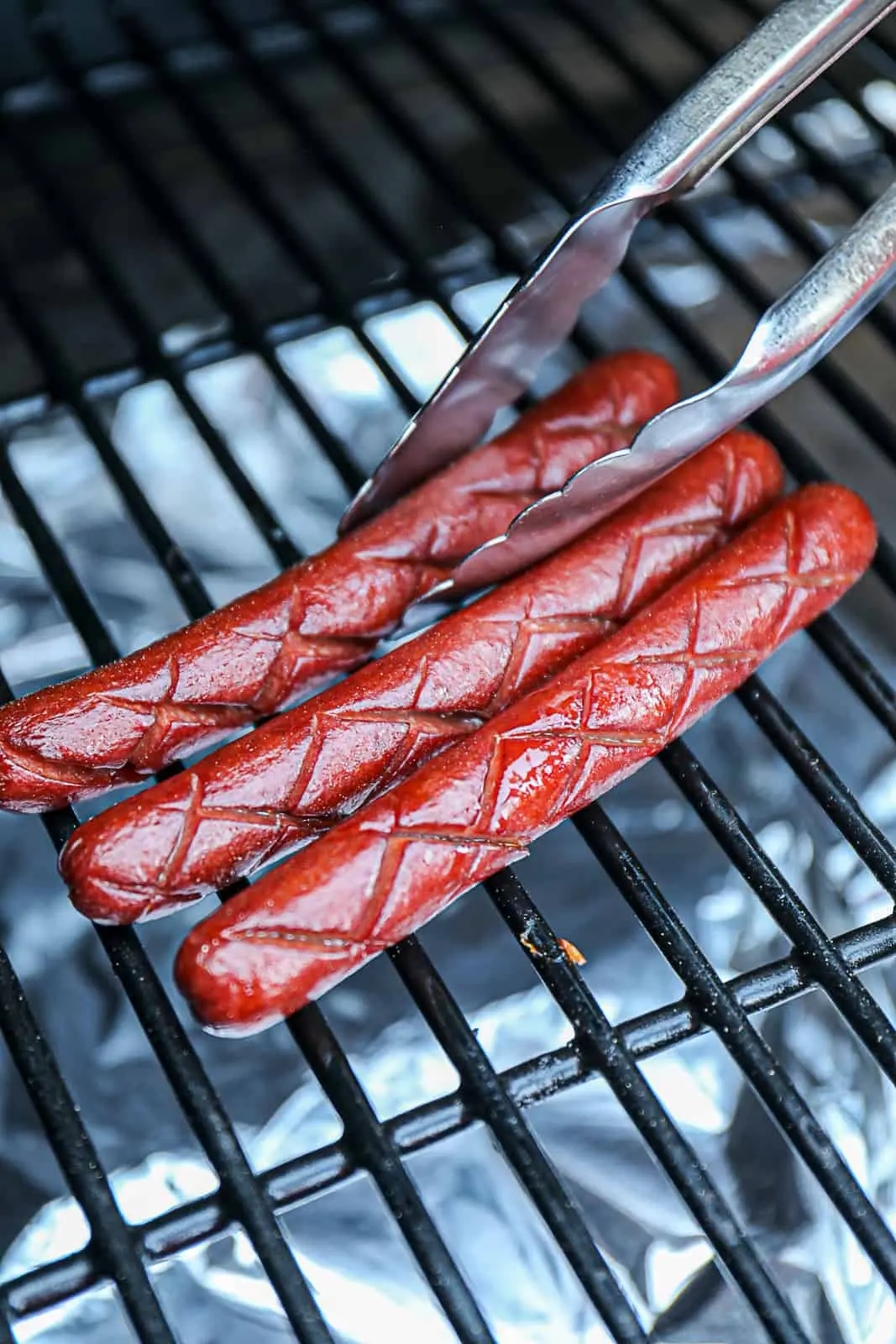 traeger smoked hot dogs - What temperature do you cook hot dogs on a pellet grill