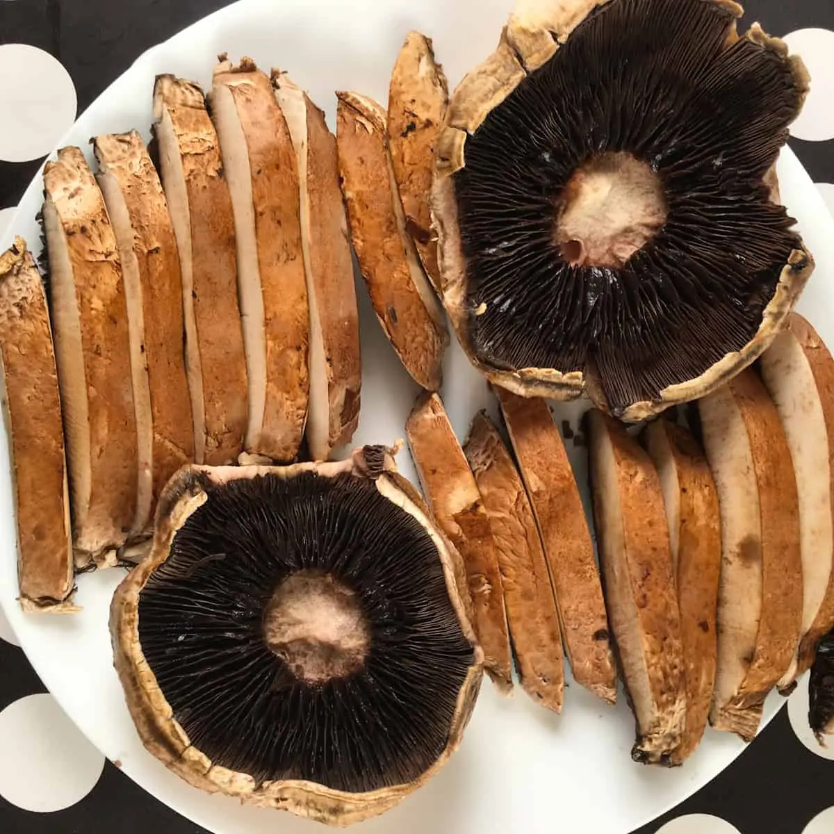 smoked portobello mushrooms traeger - What temperature do you roast portobello mushrooms
