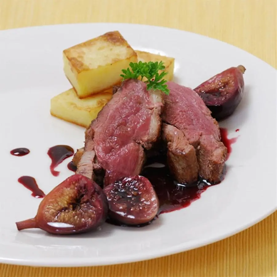 smoked duck breast wine pairing - What wine goes with smoked duck