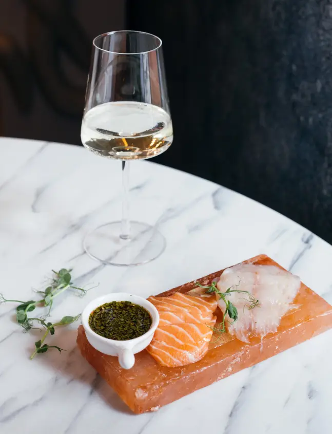 smoked salmon wine pairing - What wine should be paired with salmon