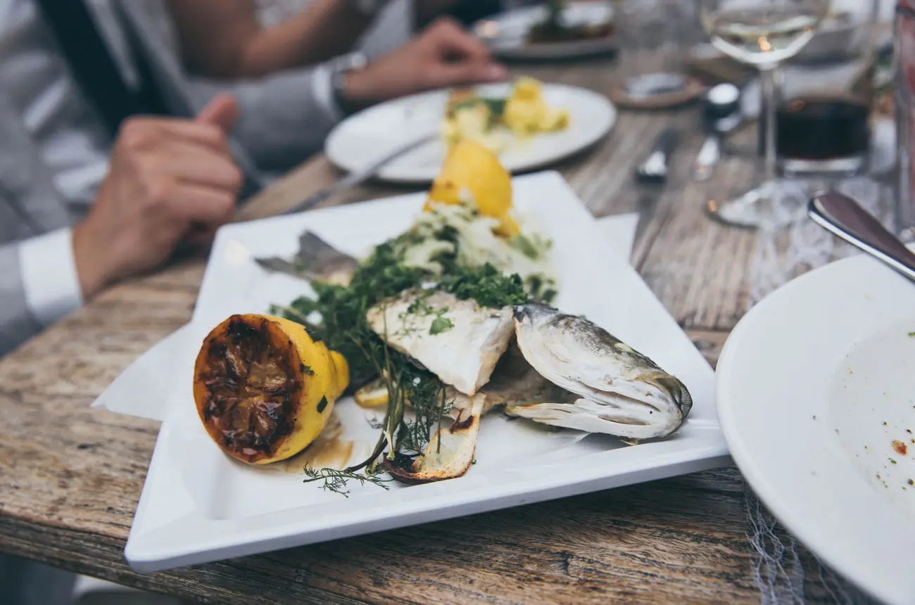 smoked haddock wine pairing - Which wine is traditionally paired with a fish dish