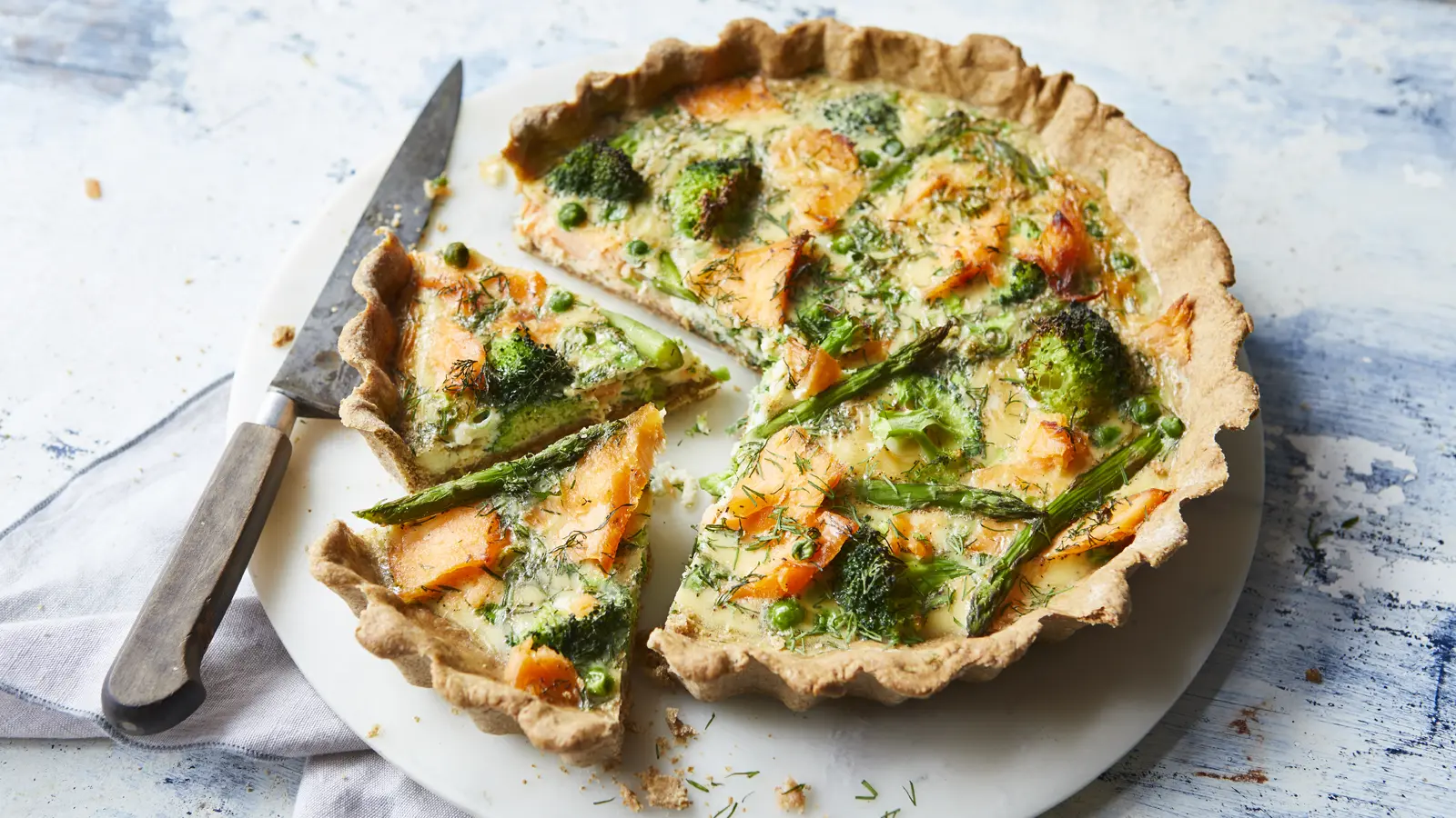 broccoli and smoked salmon quiche - Who sells salmon and broccoli quiche
