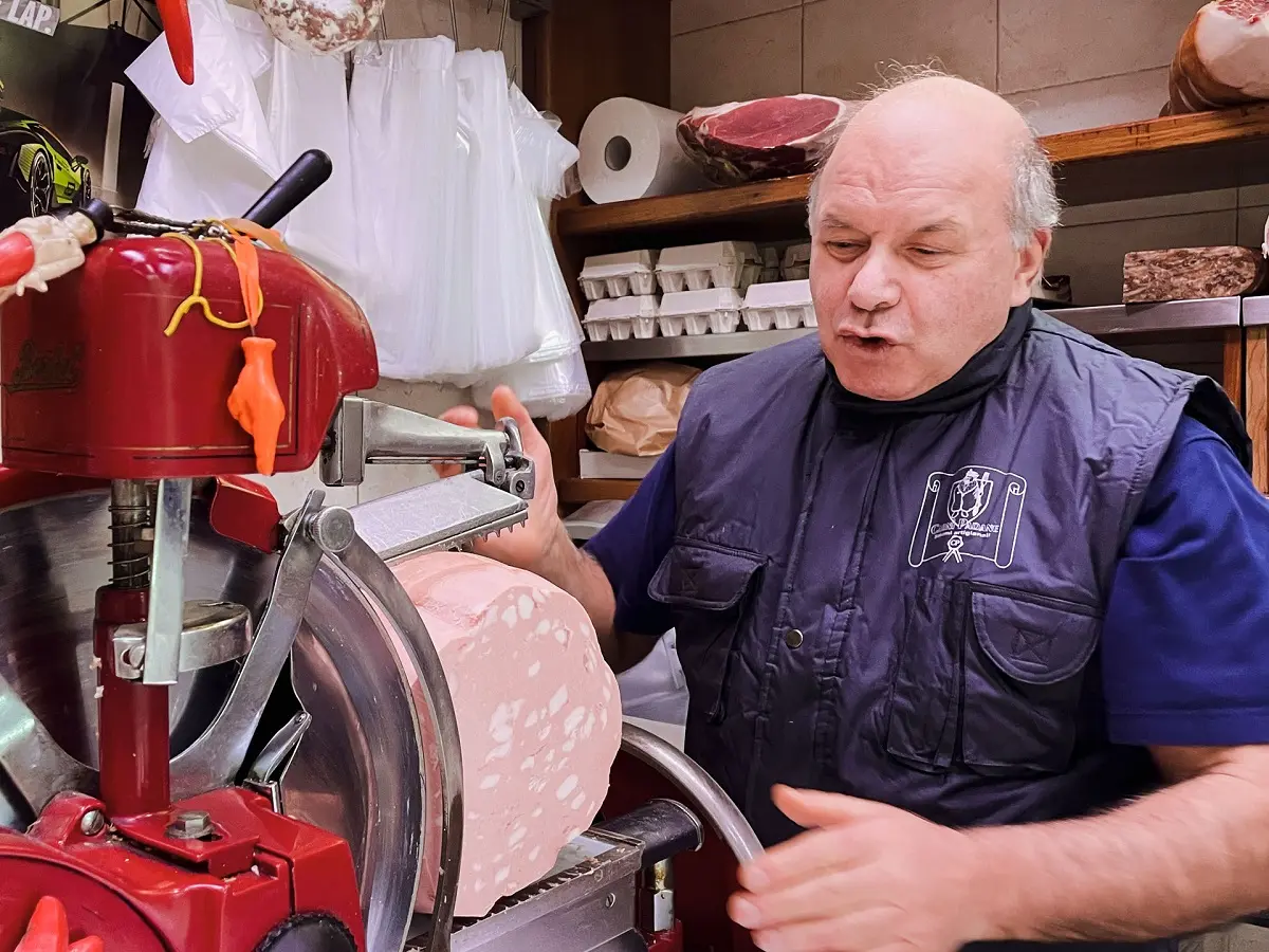 Smoked Mortadella: A Delightful Italian Charcuterie - Why is mortadella so expensive smoked mortadella - Why is mortadella so expensive